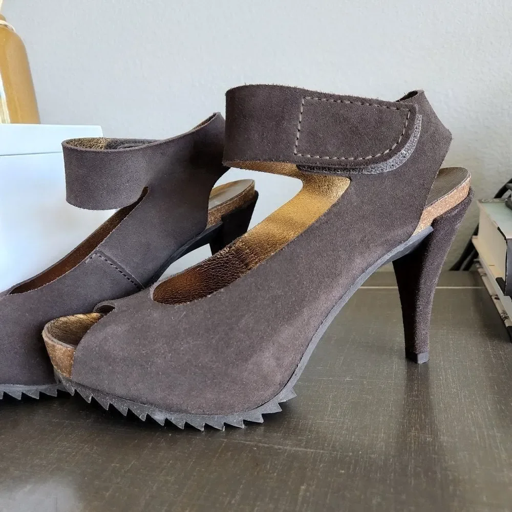 Pedro Garcia brown suede slingback heels - Picture 1 of 7